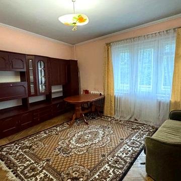Двох кімнатна квартира по вулиці Паркова