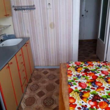 Продам 2 к квартиру на вул. Лазурна