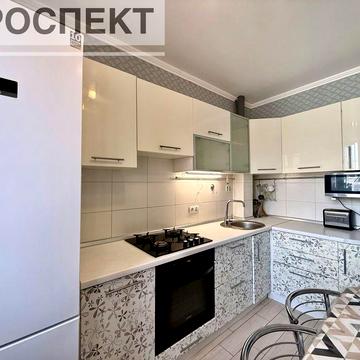 Здам 3-х кімн.квартиру з ремонтом вул. ЗСУ ( р-н Озера).