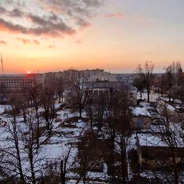 Здається 3-х кімнатна квартира на Карачунах