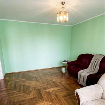 Продається однокімнатна квартира у м Бориславі , по вул В.Великоко