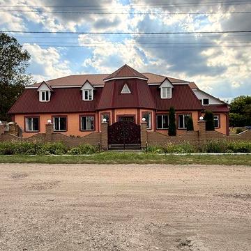 Будинок село Студеники (Жовтневе)