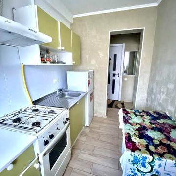 Продаж2 кім  вулиця Повітряна