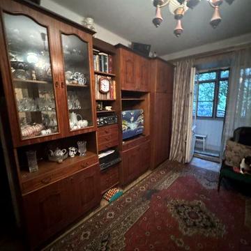 Метро Арсенальная, Кловский спуск, 24