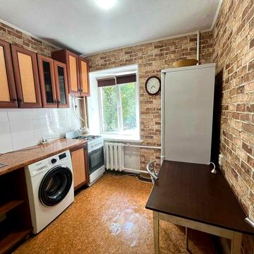 Оренда 2 кімн все є, метро Вокзальна 10 хв, провулок Ярослава Хомова 14 А