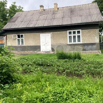Продам будинок з земельною ділянкою