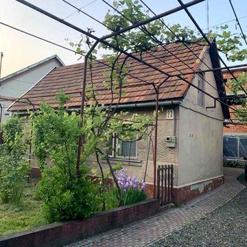 Продам будинок в Хусті