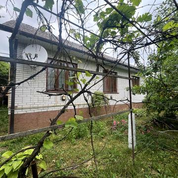 Будинок 17 км від міста Сокаль