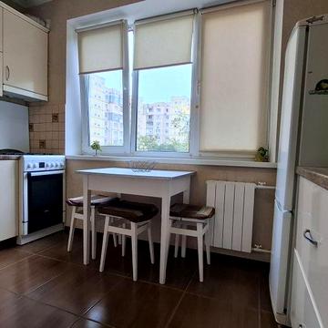 Продається 1-кімнатна квартира по вулиці Рональда Рейгана 10