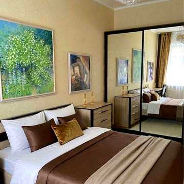 Продам 3х к.кв ы Центре метро Ярослава Мудрого Юракадемия