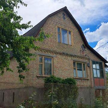Продається затишна дача біля води в Бучанському районі