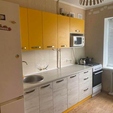 Продається затишна 3-кімнатна квартира з ремонтом, меблями, технікою і чудовим видом