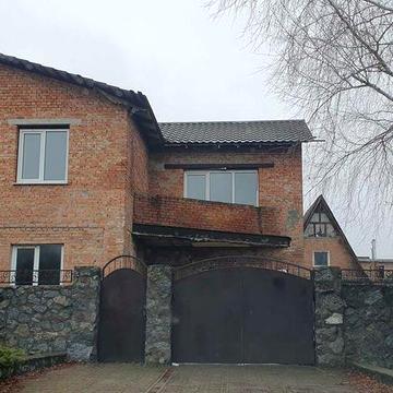 Продам 2-х этажный дом 187м2 +70м2 начало Лелековки