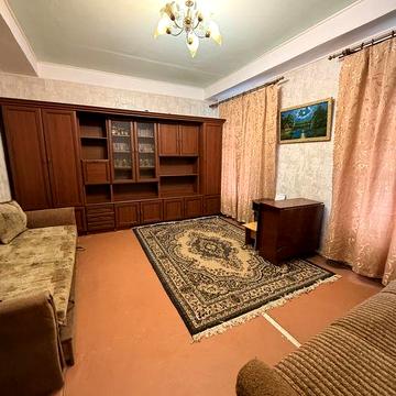 Продам 1 комнатную квартиру м. Ярослава Мудрого