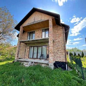 Продаж будинку,з ремонтом і власною ділянкою в Надвірній