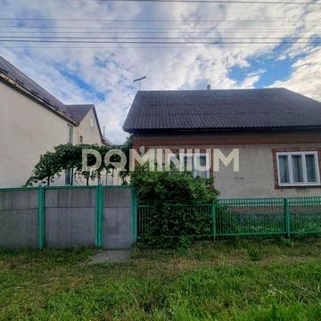 Продається будинок (нерухомість, хата) у с. Стеблівка з великою ділянкою