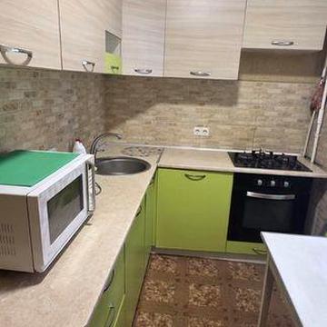 2 кімн квартира біля НАУ, метро 15 хв