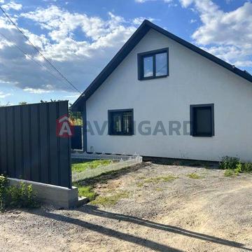 Продається будинок, Вінницькі хутори
