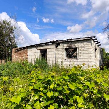 Продам дім на разбор під кирпич