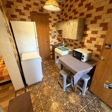 Квартира на Лазарева 11, от Хозяина / без комиссии.