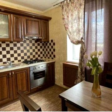 Оренда котеджу. Зупинка Дитяча лікарня