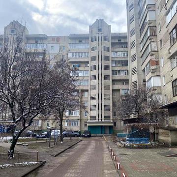 Заливна вул., 31
