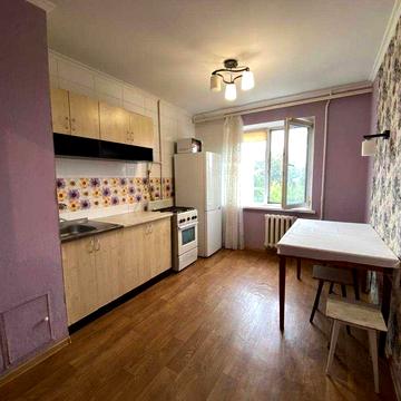 Продам 4к квартиру 80 м2 5 этаж ж/м Тополь