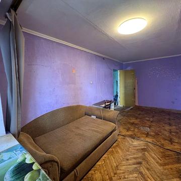 Продається 1к квартира під ремонт в Броварах