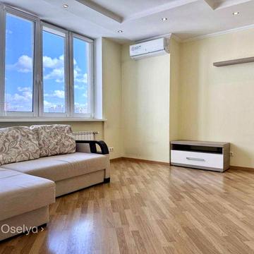 3 кімнатна квартира з ремонтом в Києві Дарницький ЖК Корона Срібнокільська 1 2 хв до метро Позняки Держпрограми ЖК Корона