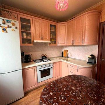 Без %.  Продаж 2 кім. вул.Вірменська 3 м.Вирлиця,