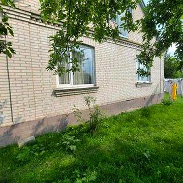 Продам будинок смт Ратне Волинська область Ковельський район тел. +380987558877