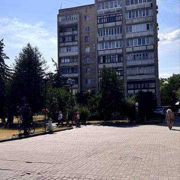 3 кімн квартира в самому центрі біля Лебединки