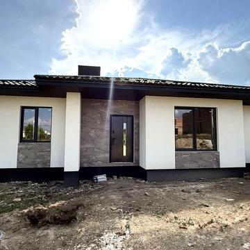 Будинок Американка. Біля 3-ї поліклініки!