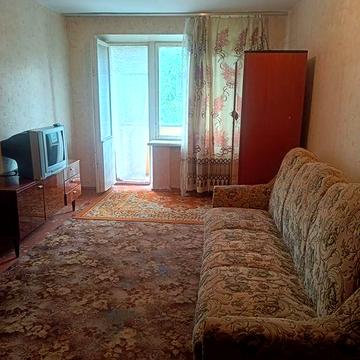 Продам 1кім квартиру Захисників України 14