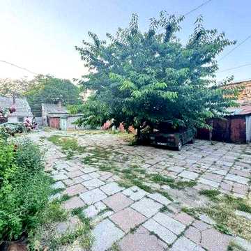 2х комн. квартира на Прохоровской, свой вход, гараж