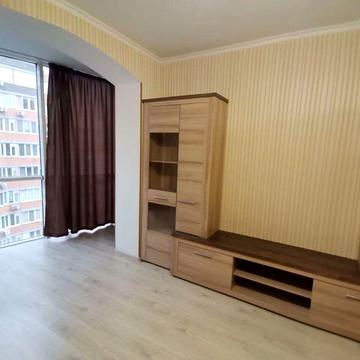 Оренда 2к квартири в Набереж.кварталі