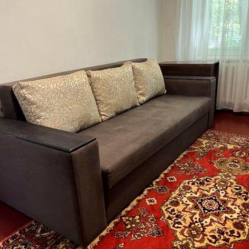 Нерухомість, довгострокова аренда квартири