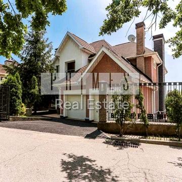 Продаж 6к будинку біля КМ “Зелений гай”, цоколь, гараж на 2 авто, с. Лісники