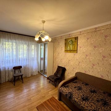 Кирилівська вул. (Фрунзе), 172
