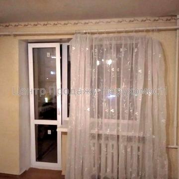 R 8 Продам 1к. квартиру в житловому стані ст. метро Спортивна