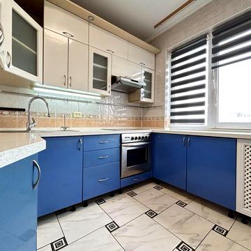 Продаж 3-кім. квартири біля метро Житомирська (Семашка/Поповича)