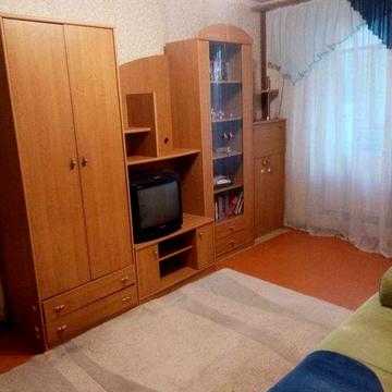 СВОБОДНА С 8 АВГУСТА ! Сдам 1кв Метро Студенческая