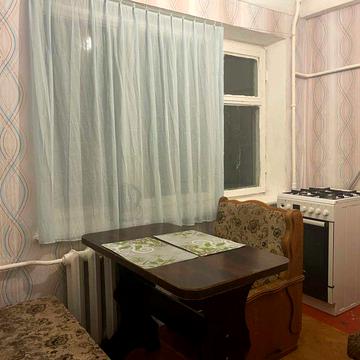 Здам 2-розд. на Чорних Запорожців 4.Метро 7-10 хв