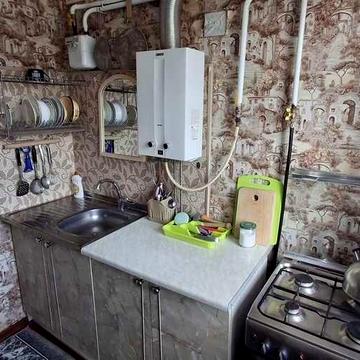 ГАЗОВА КОЛОНКА,ЗАВЖДИ ГОРЯЧА ВОДА! Продам світлу 1к квартиру вул. Зимових Походів, Лівий берег.
