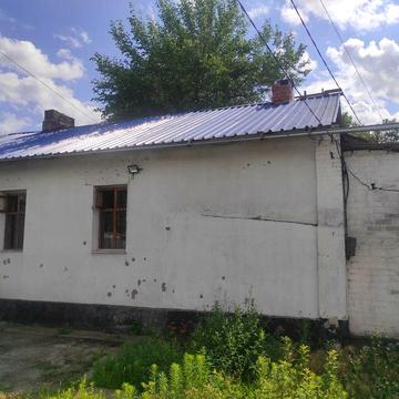 Продам пол дома на Лев2