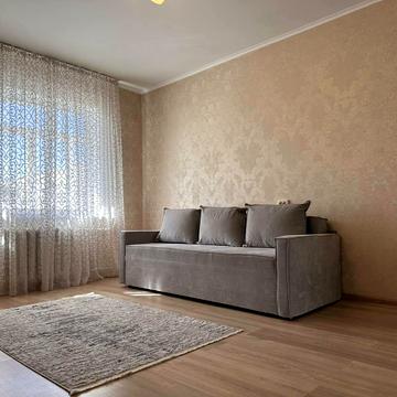 Героїв просп., 35
