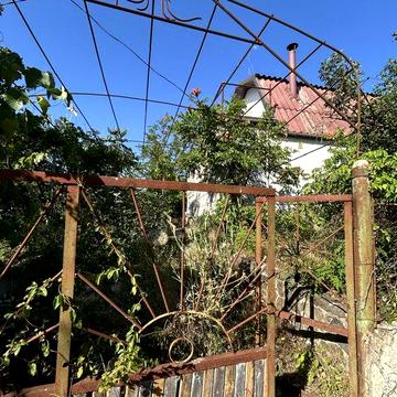 Продам дачу в с. Баловное, 50м2, участок 4 сотки, приватизирован,