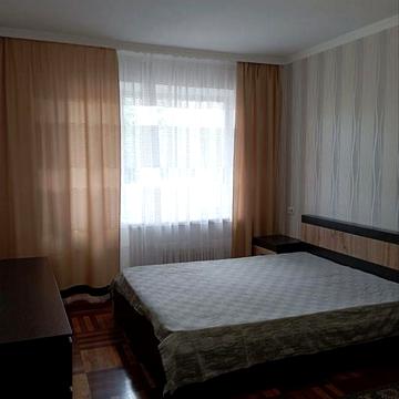 Сдается 1-комн. кв. в районе Малого рынка