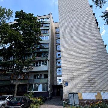 Київ. Однокімнатна квартира в Деснянському районі