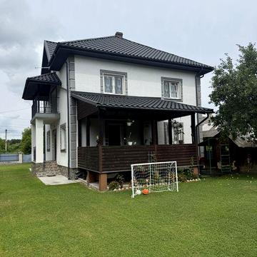 Продається 5кімн будинок з власним ставком вул.Дунайська (Садгора)